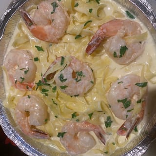 Fettuccine Alfredo with Shrimp